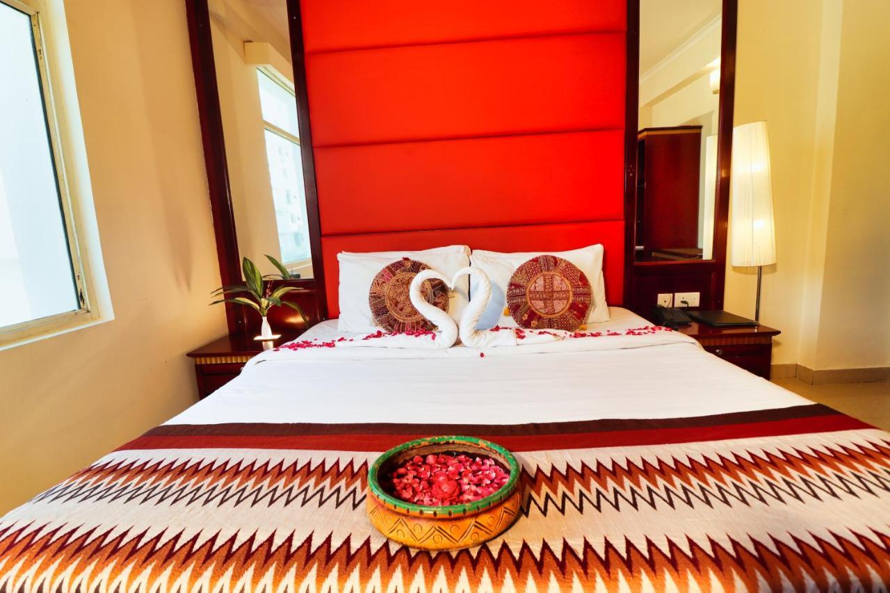 Hotel Crestmont Ashapurna Jaipur, Banipark Exterior foto