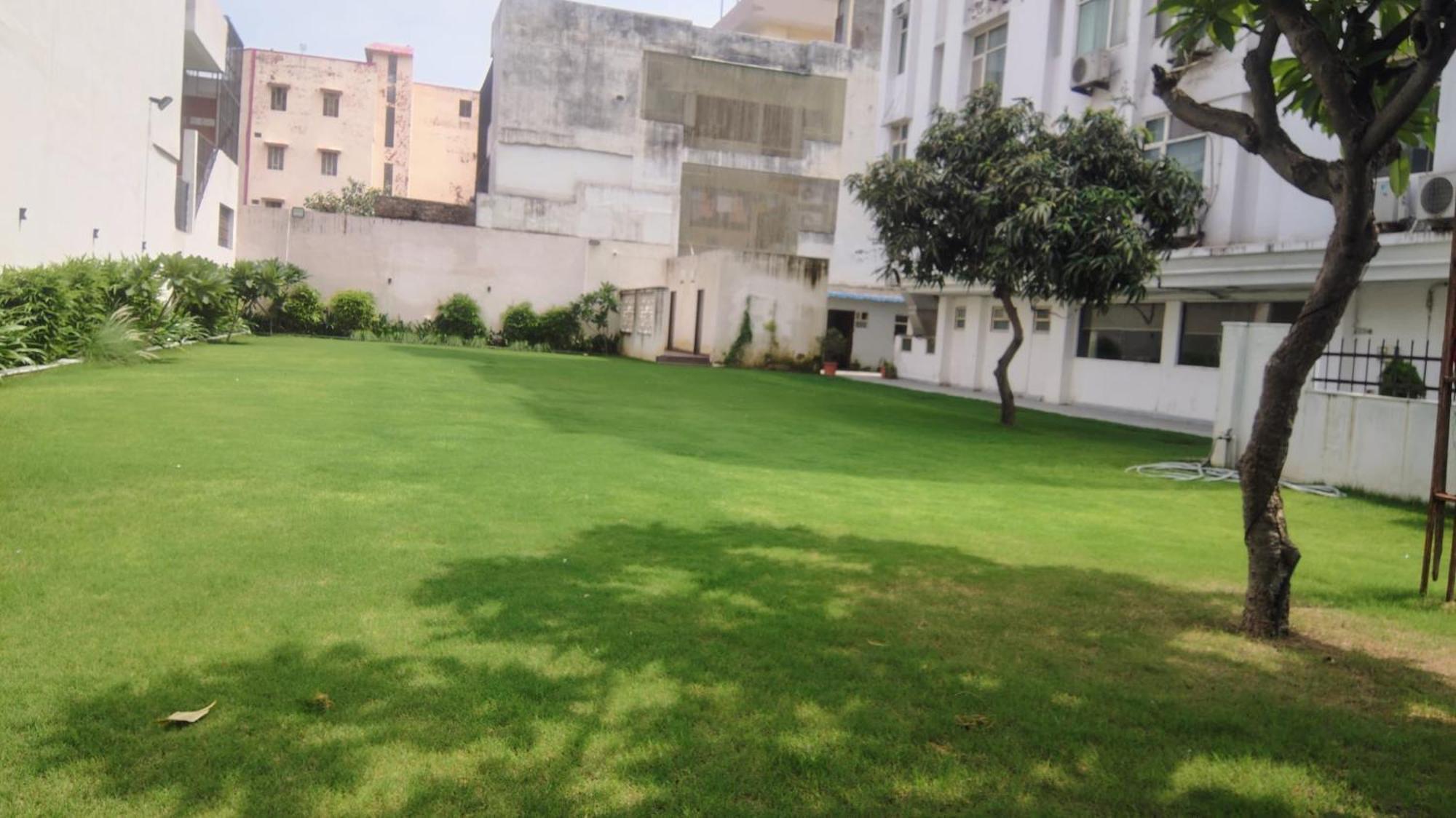Hotel Crestmont Ashapurna Jaipur, Banipark Exterior foto